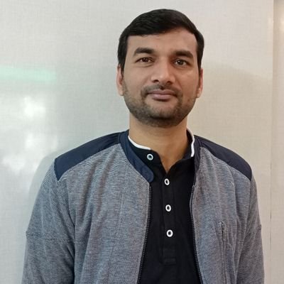 shrwantech's profile picture. Techie