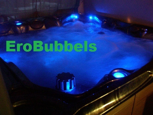 Erotische 4 handen massage met happy end 06-48423026