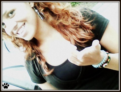 Denise , Aquariana , Feliz
30/03/2011 o melhor dia da minha Vida *-----*