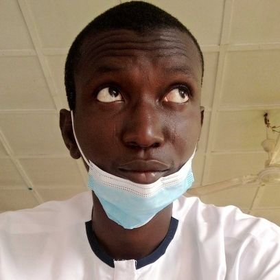 Am a Chemist,model, entertainer and basketballer🏀.