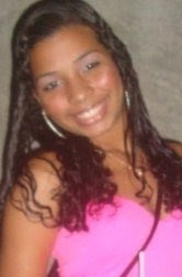 Oi prazer meu nome é Julianne Araujo e tenho 13 aninhos , gosto de dançar , me divertir , tirar foto , lilás, timida , viajar e é isso ai é so aperta o folow .