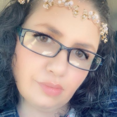 Bunnylady17's profile picture. I love bunnies and hummingbirds. My favorite chapter in the Bible is Psalm 121.