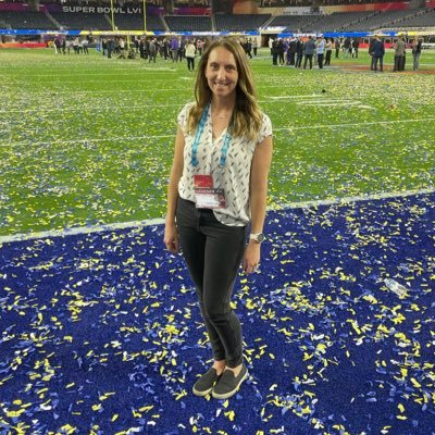 Senior Editor/NFL at @ringer | Past president @pfwawriters. Come for the 🏈 , stay for the #momlife | Prev: The Athletic, USA Today, Denver Post