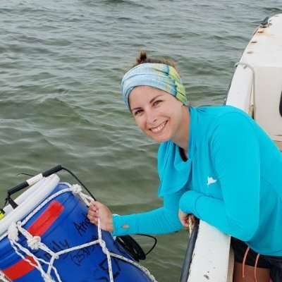 Marine ecologist and researcher for @SImarineGEO and @SERCfisheries located @SmithsonianEnv, scuba diver & divemaster, bird enthusiast, knitter not a quitter