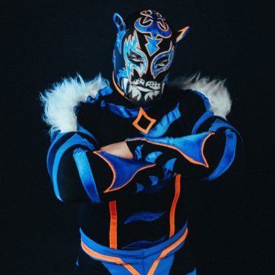 Pro Wrestler. #TheCoolestCat •YouTube & Lucha Libre• Serious booking enquiries pumakingluchador@hotmail.com