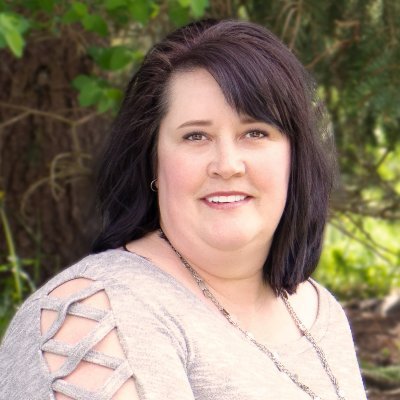 kelleybrubaker's profile picture. Guiding law firms to overflowing profits 💰 scaled growth 🌱 & thriving lives 😎