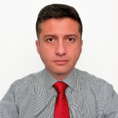 AdolGuz's profile picture. Arquitecto de soluciones de TI.