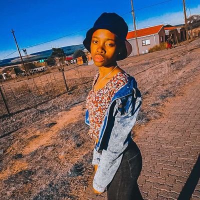 SiyabongaEricT1's profile picture. SA National Defence 🇿🇦🪖