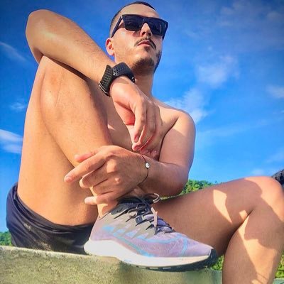 Não se culpe por nada só seja o culpado por fazer. 😀