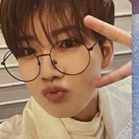 mapleleaves (@treasuresm0m) 's Twitter Profile
