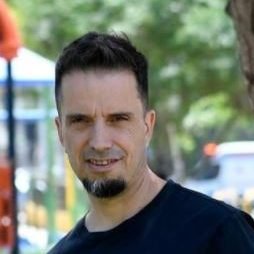 Sociólogo y sureño. Creo en los saberes de la gente y en la sociedad civil organizada.