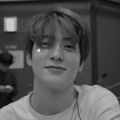 PICOXWZ's profile picture. 