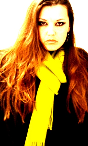 Photographer, writter, stalker, guitar player, moved by music, words, little vices n' strong heartbeats.