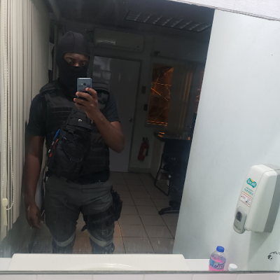 raferb220's profile picture. 