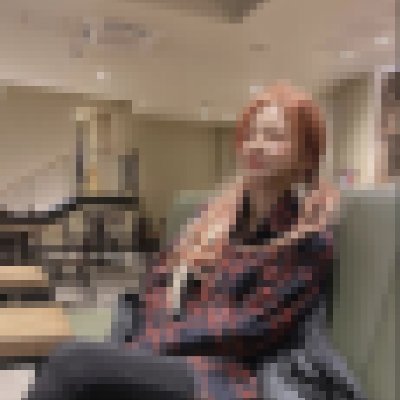 JulieFa46313562's profile picture. 友達になって
😋