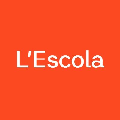 L'escola de disseny de València
—
Escuela pública de diseño audiovisual, fotografía, gráfico, ilustración, interiores, joyería, moda y producto.