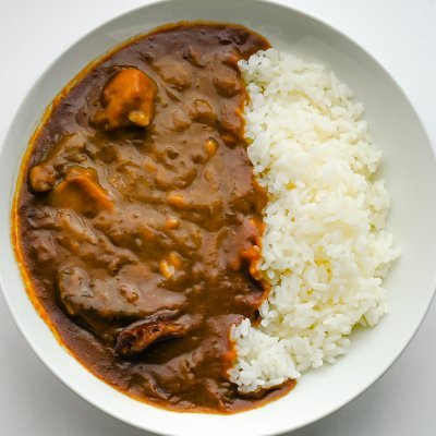 🍛ひたすら美味しそうなレトルトカレーをつぶやく垢です　#カレー

※試験運用中なので、たまにミスってレトルトカレー以外も混入するかもしれません。。
※リンクはhttps://t.co/Nwi8WVK7Xgアソシエイトを利用してますので気になる方はご留意ください。