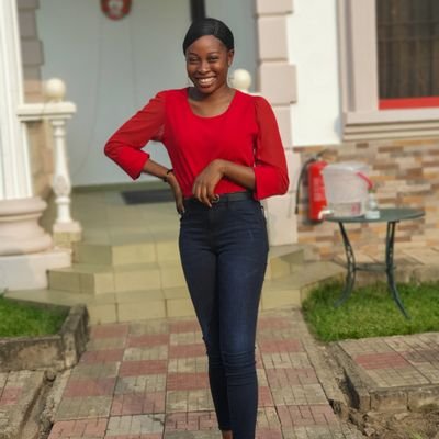 OmoladeHassan1's profile picture. Front-End Developer || ReactJs || Fashion -Designer || Tailwind || Hngi9 Finalist