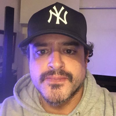 I reply ✌🏽🇺🇸/🇧🇷/🇵🇷 NY Giants/Knicks/Yankees/Rangers/Corinthians 🇧🇷; Music (hip-hop/house/80s); Horror Enthusiast; Sober since 2021 #odaat 🎃