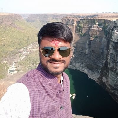 VikashKP1652's profile picture. S.V.M. Bhopal | B. Sc. Ag.| M. Sc. Horticulture |Research Scholar | AKSU | Traveller🏂| Photographer📷 | Poet ✒ | Loves nature🌿| History | Journeys🌎|
