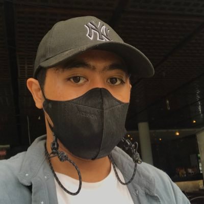 SeptriaWisnuW's profile picture. sleepless night