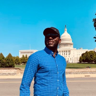 Malick03's profile picture. 🇨🇲Tech over everything 👨🏾‍💻🇺🇸 UIUC Eng Alumni🧡💙