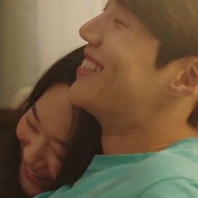 smileydimpley's profile picture. He is doing well hopefully will always be 🌿✌️💙 i melipir for a while