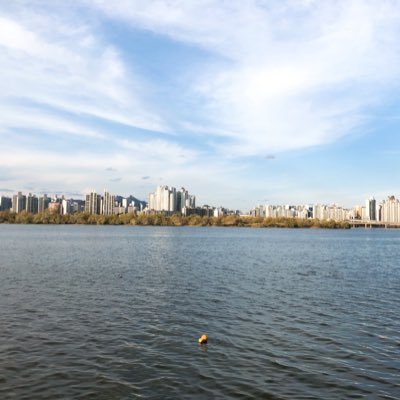 genyjw's profile picture. I wanna be myself. Instagram : @genyjw