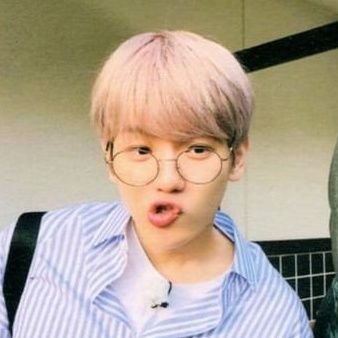 chnjng_'s profile picture. fan account