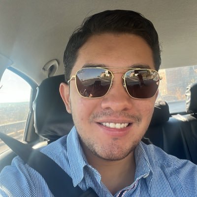Estudiante de Derecho por la Universidad de Guadalajara.