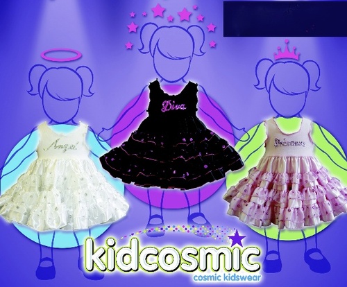 KIDCOSMIC_wear's profile picture. Owner/Designer/Mother - not in that order!