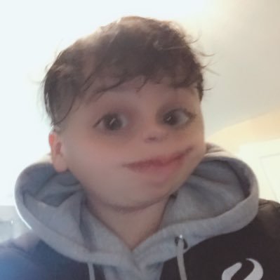 charlie__isnt__'s profile picture. 13