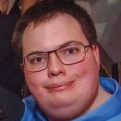 Hey!, I am Andrew i study at St.Helens College in Game Design 👍