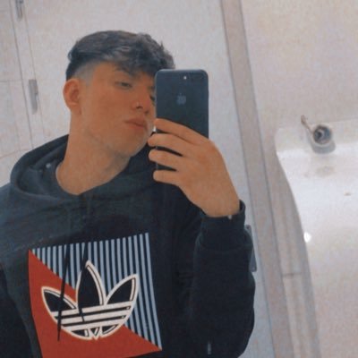 Westcsgo1's profile picture. 24y  🇨🇱 https://t.co/mWvrHMdSYY