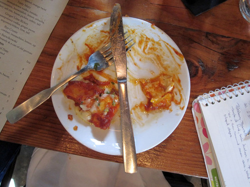 thefeatheredfox's profile picture. Follow two foodies, with $20 to burn, in search of Portland's best Happy Hour food, wine and beer bargains for the economic epicure