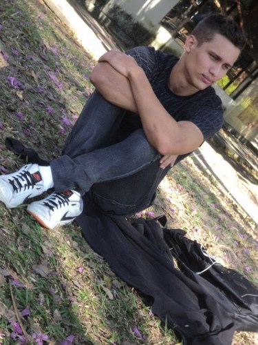 Sigam Me Os Bons!!!!!