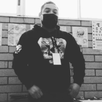 °° Escritor / Músico / Analista / PUMA °°