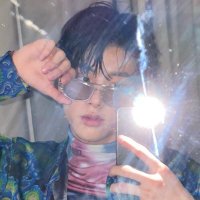 a(@hoonwithIuv) 's Twitter Profile Photo