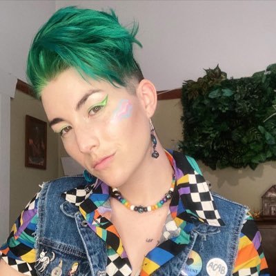 artist activist agender Pākehā volunteer quirky queer 💌🥦🍿🌈✨♻🎃 way more active on IG ↩️ rosemarypeppermint_