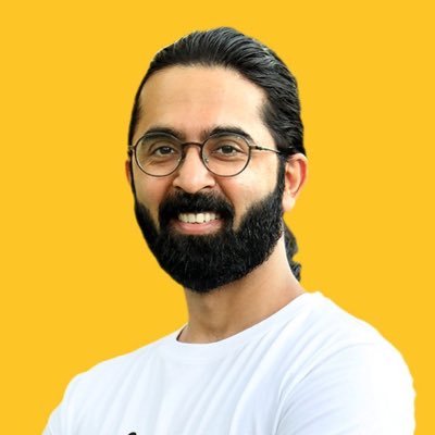 I guide People Managers strengthen their leadership and nurture happy teams | Being a manager is hard, I can help | Founder - @letssayheyy mental health app