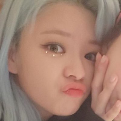 jeongyeon_pout's profile picture. dedicated to jeongyeon’s cute pout 🐣💝☀️