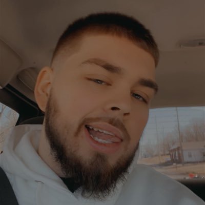 Shurshaz's profile picture. Enjoy life while you’re still breathing