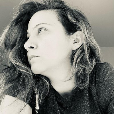 Larajtrad's profile picture. Independent International Artist | Photographer | Designer