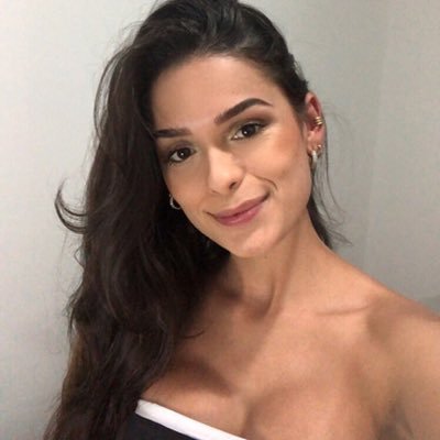 ceciialb's profile picture. 