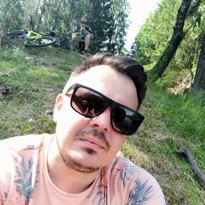 MishganRoman's profile picture. 