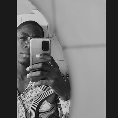 DandonougboPaul's profile picture. TOUT ES DANS L'ÉTAT MENTAL 💆