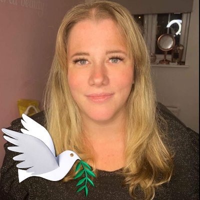 AnnaMarieEvans1's profile picture. Swindon, UK. Love Reading, Writing a d Travelling.