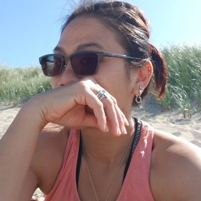 meepok0315's profile picture. Ah Lian Auntie in Ireland. Prone to lahs, lors, mehs and feckoffs. YNWA