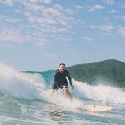 Software e startups.
Acredito que o mundo está cada dia um pouco melhor.
Otimista realista, quase sempre.