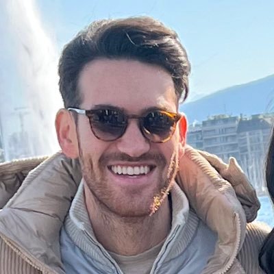 JoshuaSenior01's profile picture. Founder @LEVEN_hotels & Angel Investor